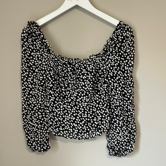 Reformation Shirt Bacio Ruffle Tie Back Crop Top Black White Square Neck 2 NEW - Picture 7 of 16